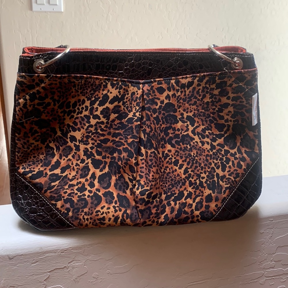 Too Cute Tote purse. Custom made.